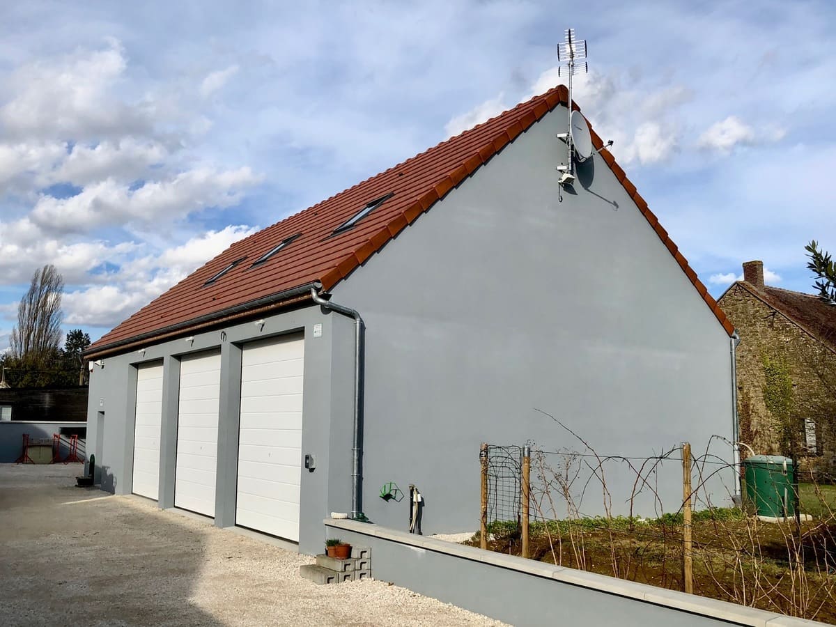 maison 3 garages